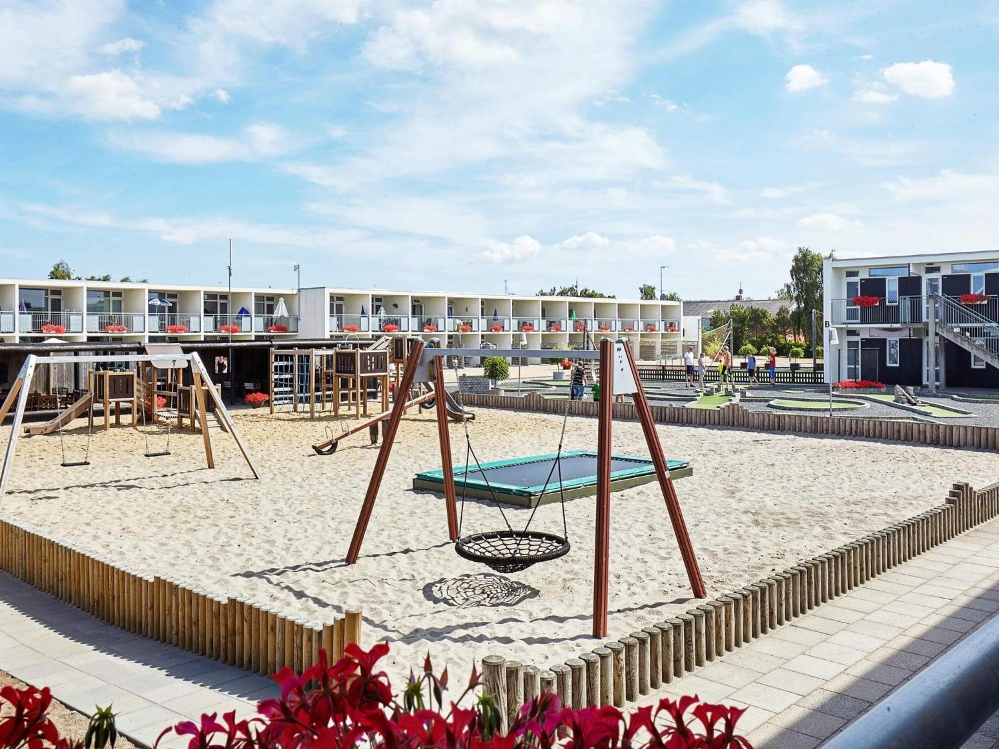6 Person Holiday Home On A Holiday Park In Glesborg 외부 사진